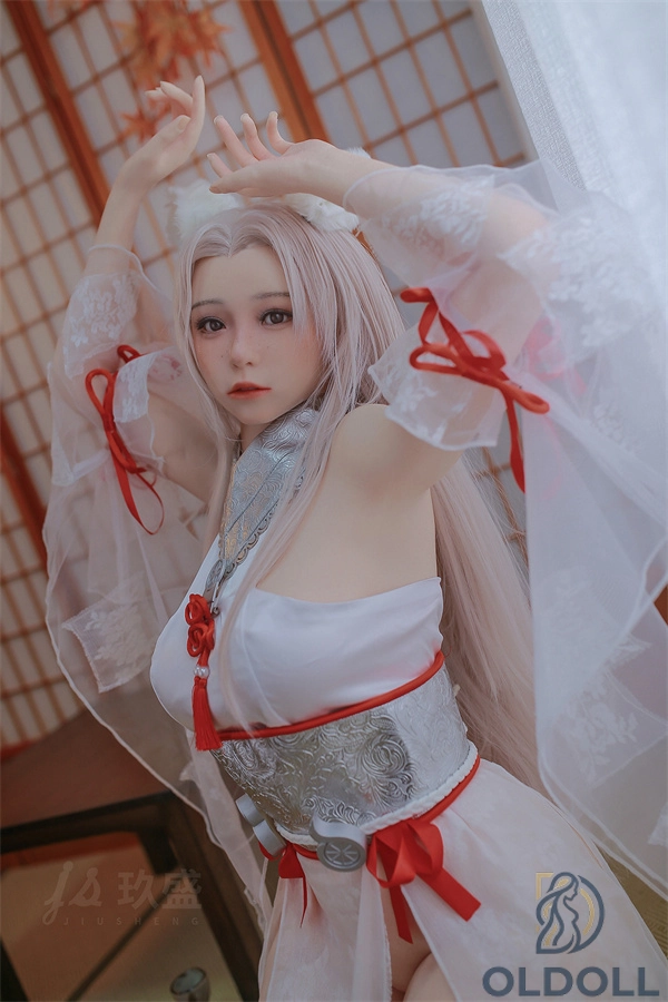 fanreal doll