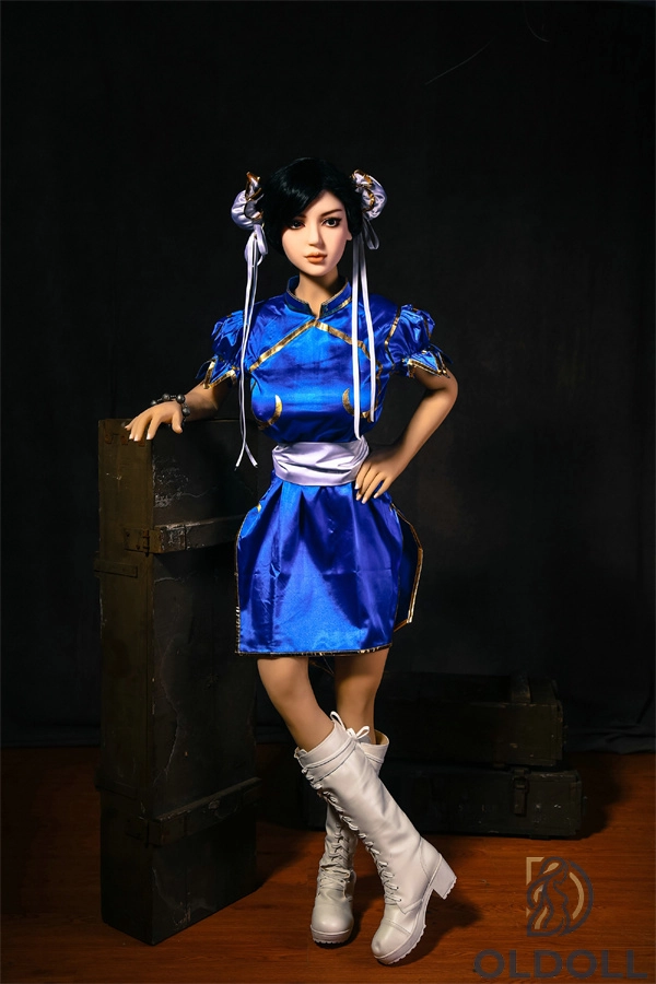Street Fighter sex dolls der Marke Qita Doll mit F-Körbchen