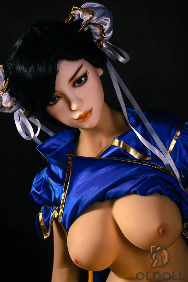 Chun-Li Cosplay sex doll von Qita Doll