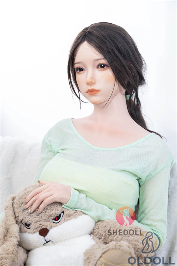 Liebespuppe 168cm im Minztop-Look