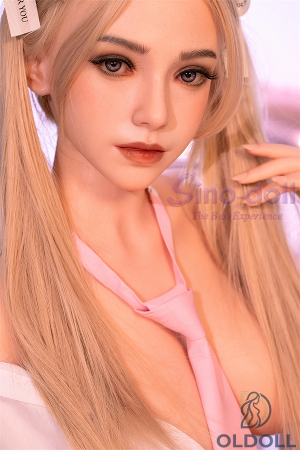 Realistic sexy doll mit H-Körbchen