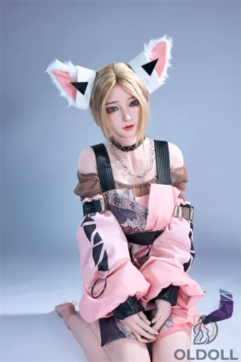 Detailreiche Silikon-Furry-Figur als realistic sexy doll